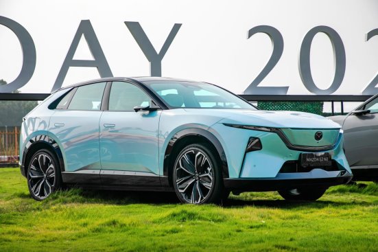 長安馬自達2025粉絲盛典盛大開幕 400萬中國用戶共啟品牌新程 長安馬自達2025粉絲盛典盛大開幕 400萬中國用戶共啟品牌新程